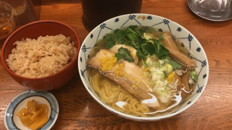 銀座ラーメンの名店 麺屋 ひょっとこ 和風柚子柳麺 茶飯 0円 東京リーマンライフ 東京で働くサラリーマンによるサラリーマンのためのポータルサイト