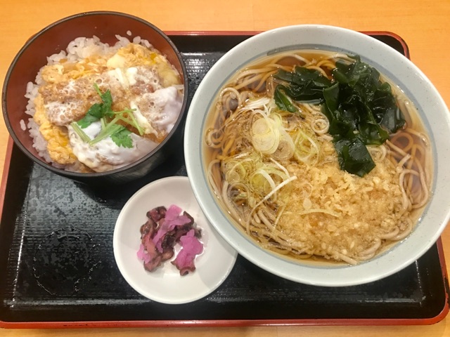 かのや 新橋 そば カツ丼セット 690円 東京リーマンライフ 東京